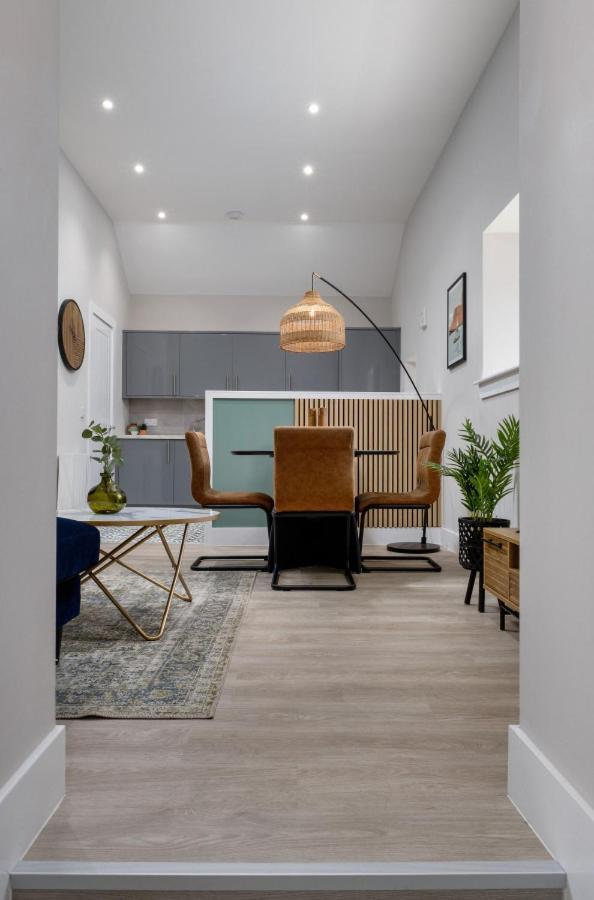 Highland Hideaway Apartment สเตอร์ลิง ภายนอก รูปภาพ